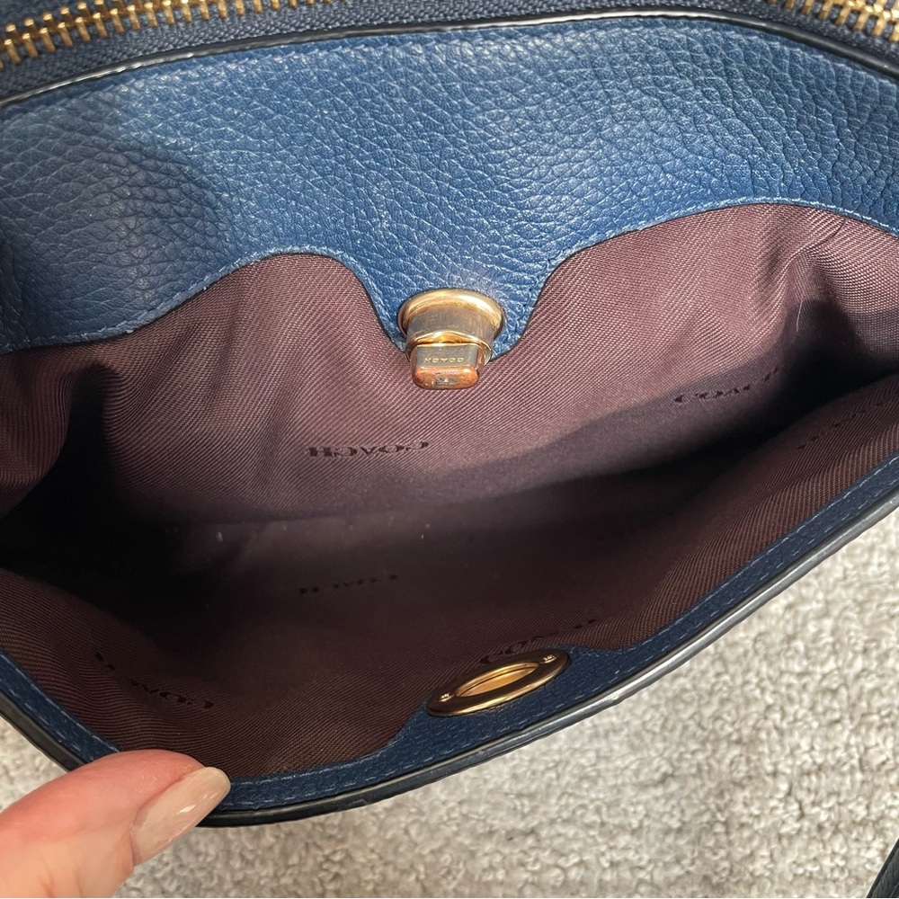Coach Blue Leather Crossbody Bag - Picture 8 of 16